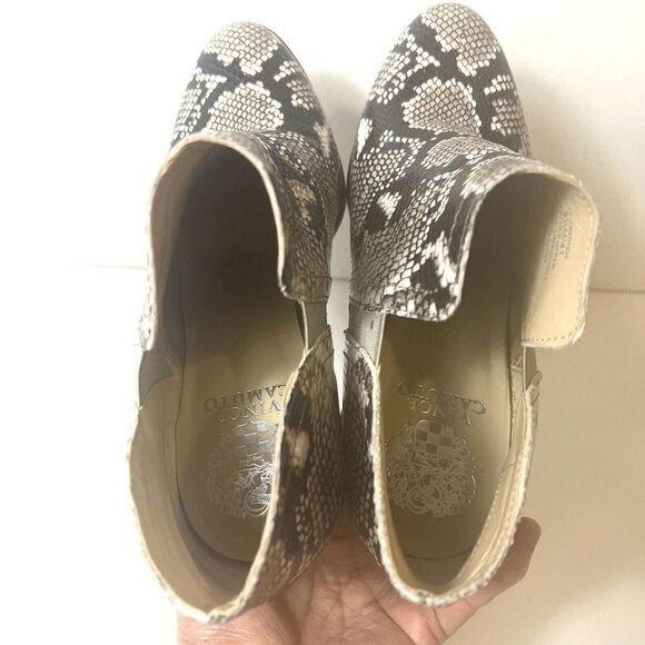 Vince Camuto Ankle Bootie Snake Skin Print Leather Womens 9.5M Heel Pull On Boot - Picture 10 of 12